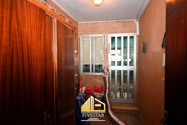 3 makuuhuone Asunto myytävänä paikassa La Llum, Valencia kaupunki - 160 000 € (Ref: 9658269)