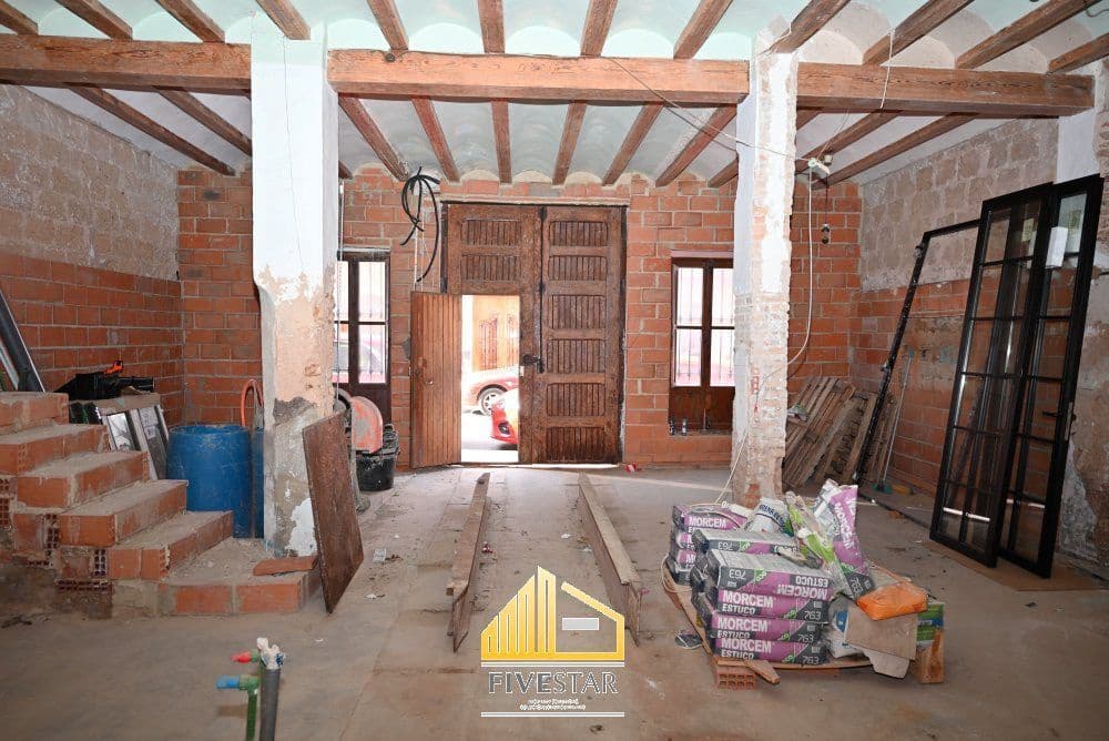 4 slaapkamer Huis te koop in Picassent - € 250.000 (Ref: 9679414)