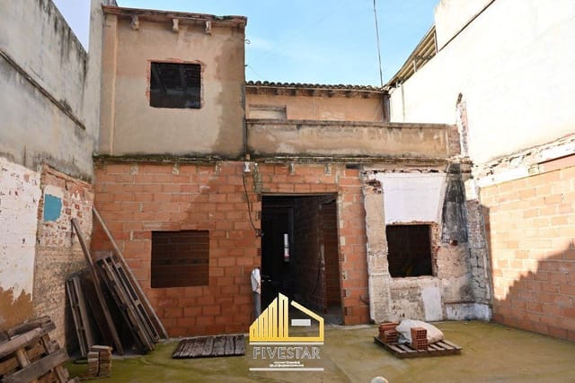 4 slaapkamer Huis te koop in Picassent - € 250.000 (Ref: 9679414)