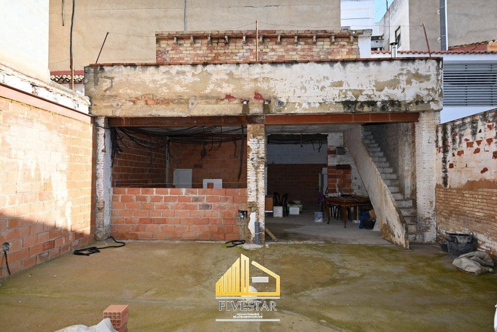 4 slaapkamer Huis te koop in Picassent - € 250.000 (Ref: 9679414)