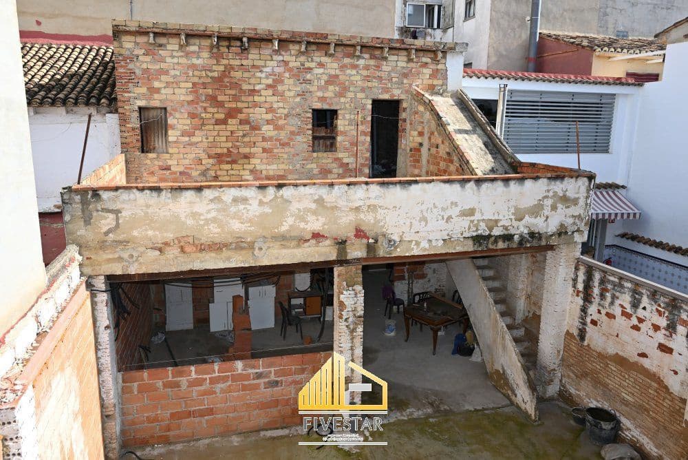 4 slaapkamer Huis te koop in Picassent - € 250.000 (Ref: 9679414)