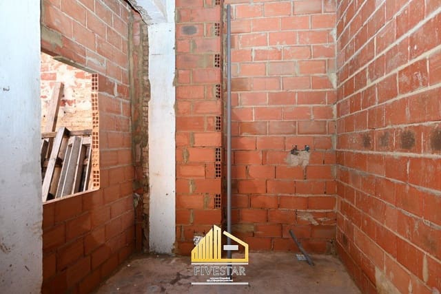 4 slaapkamer Huis te koop in Picassent - € 250.000 (Ref: 9679414)