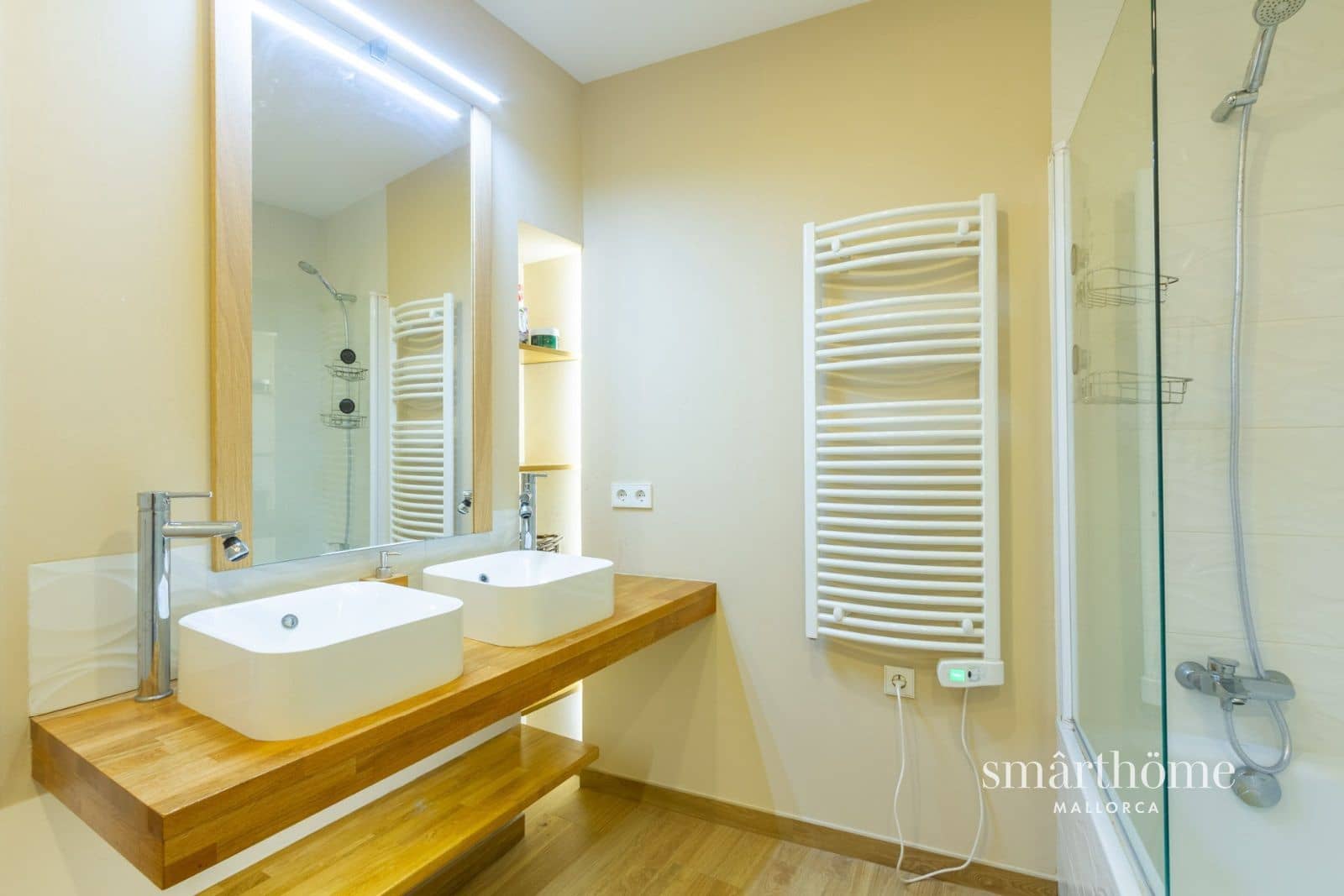 4 bedroom Flat for rent in Palma de Mallorca with garage - € 4,950 (Ref: 7190350)