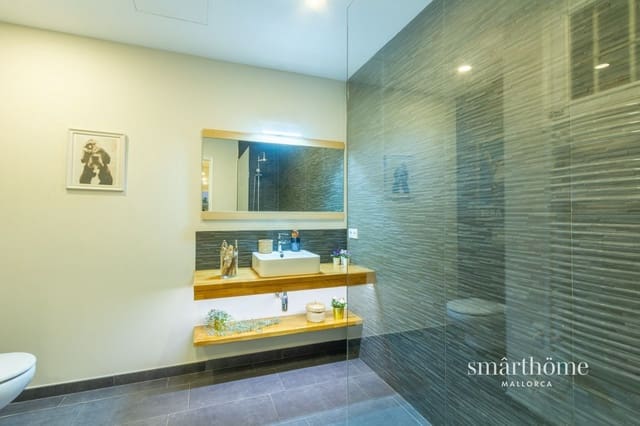 4 slaapkamer Flat te huur in Palma de Mallorca met garage - € 4.950 (Ref: 7190350)