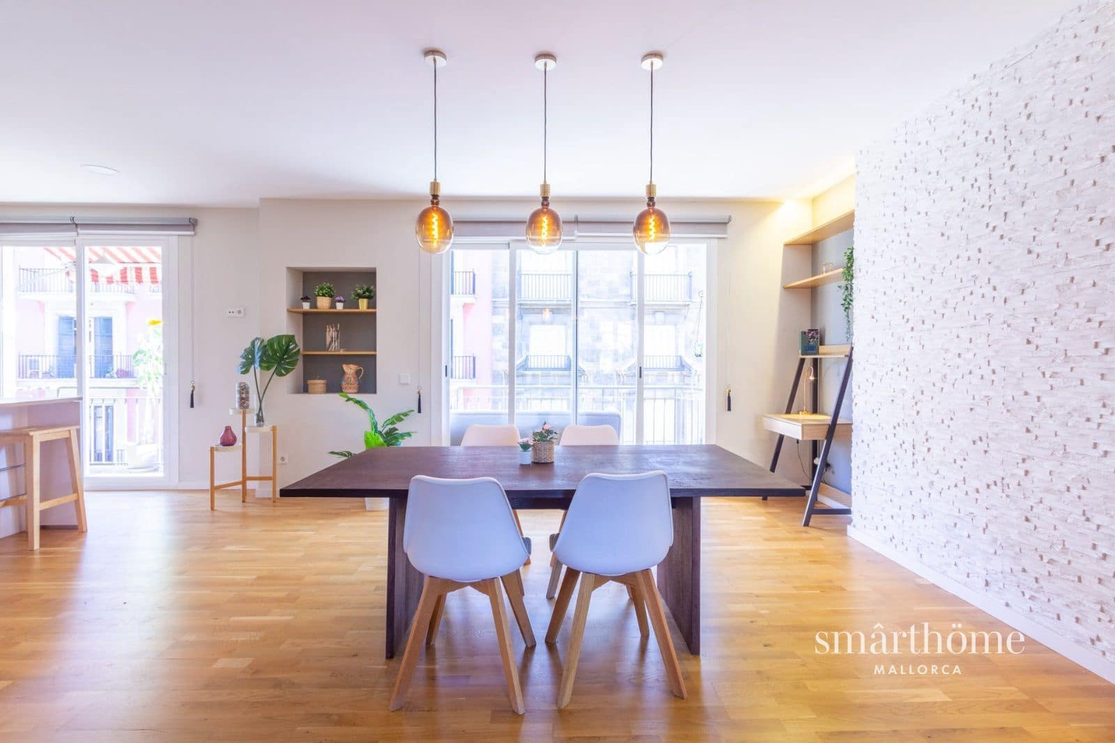 4 bedroom Flat for rent in Palma de Mallorca with garage - € 4,950 (Ref: 7190350)