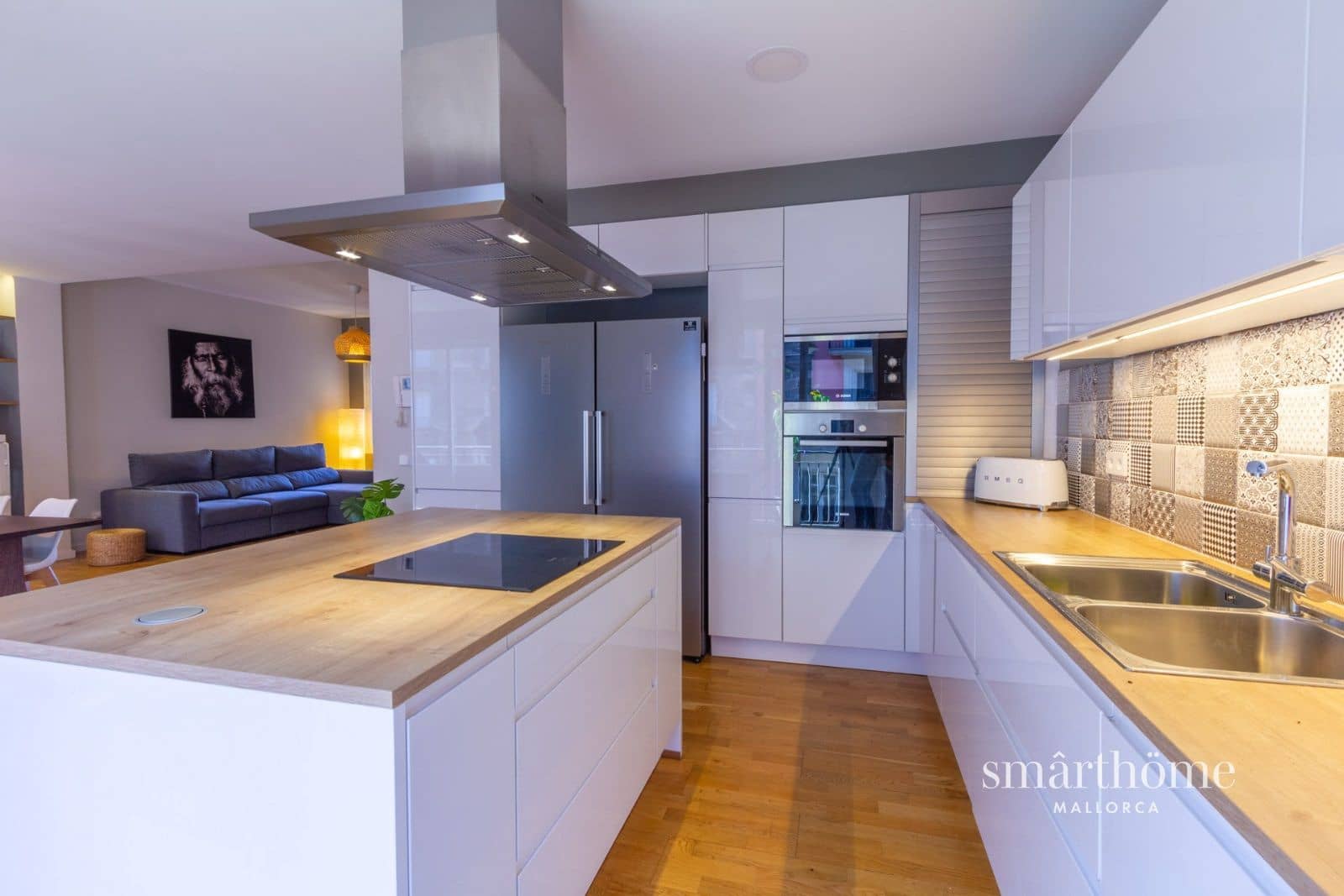 4 bedroom Flat for rent in Palma de Mallorca with garage - € 4,950 (Ref: 7190350)