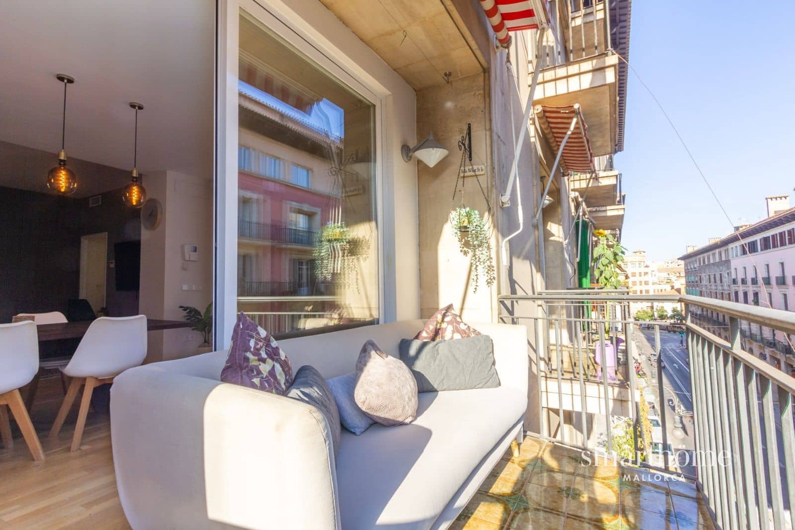 4 bedroom Flat for rent in Palma de Mallorca with garage - € 4,950 (Ref: 7190350)