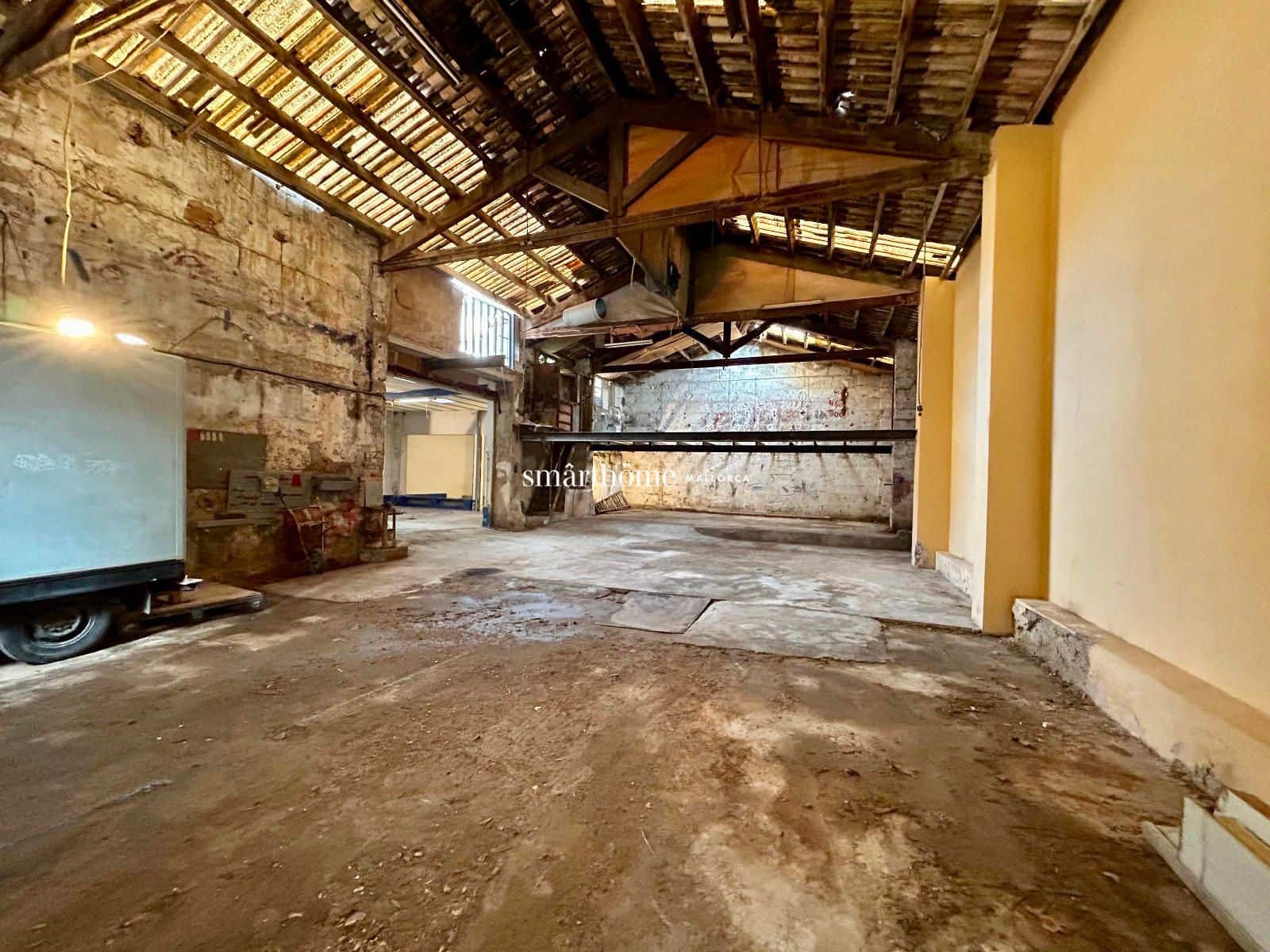 6 soveværelse Byhus til salg i Palma de Mallorca med swimmingpool - € 1.650.000 (Ref: 8692113)