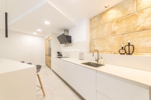 Appartement de 3 chambres à louer à Cala Mayor, Palma de Mallorca avec garage - 3 900 € (Ref: 9325584)