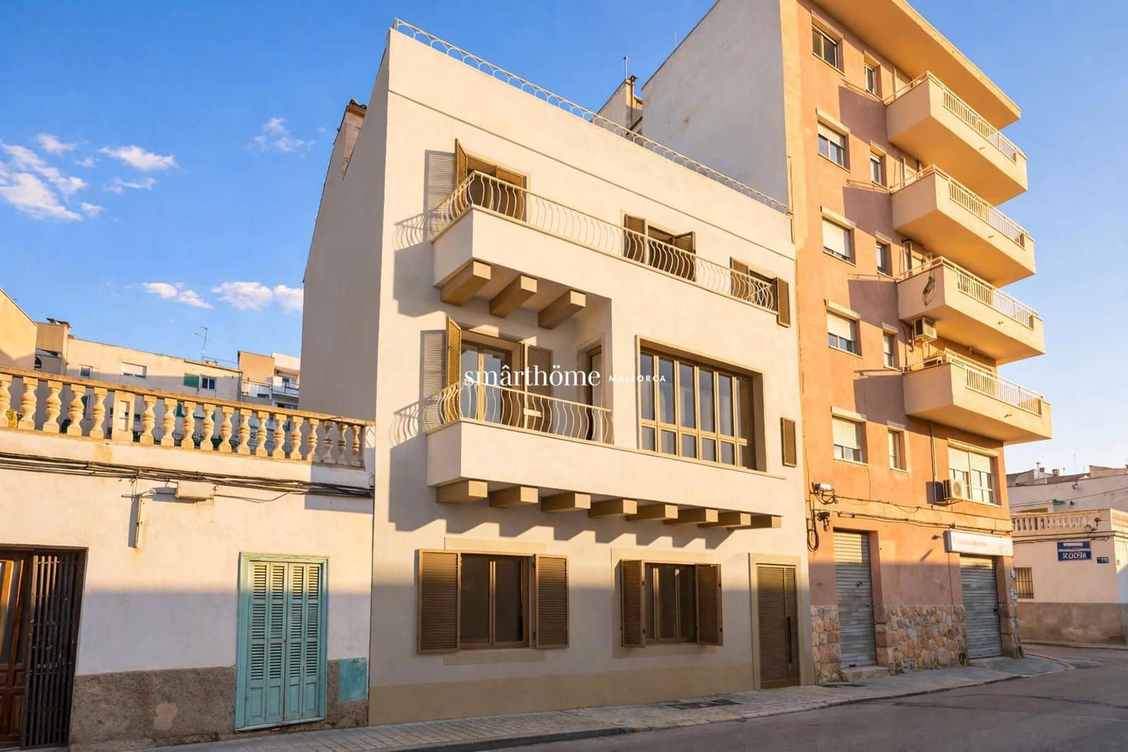 2 bedroom Penthouse for sale in Palma de Mallorca - € 450,000 (Ref: 9450423)