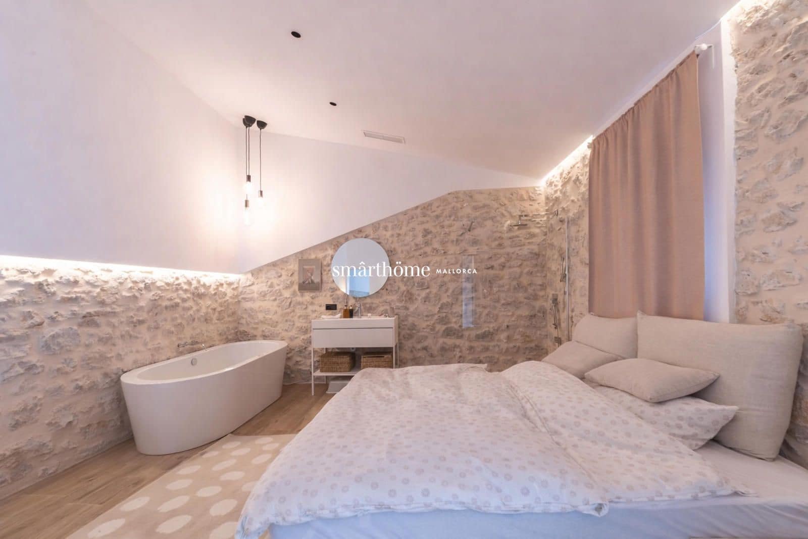 4 chambre Maison de Ville à vendre à Lloseta avec piscine - 1 500 000 € (Ref: 9563821)