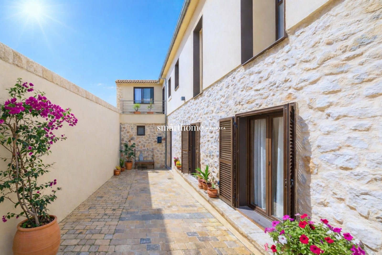 4 chambre Maison de Ville à vendre à Lloseta avec piscine - 1 500 000 € (Ref: 9563821)