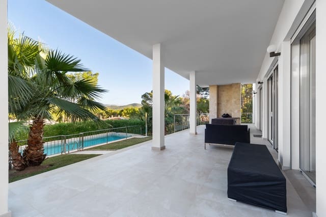 4 makuuhuone Bungalow myytävänä paikassa Santa Ponsa, Calvià mukana uima-altaan 
autotalli - 2 490 000 € (Ref: 7991342)