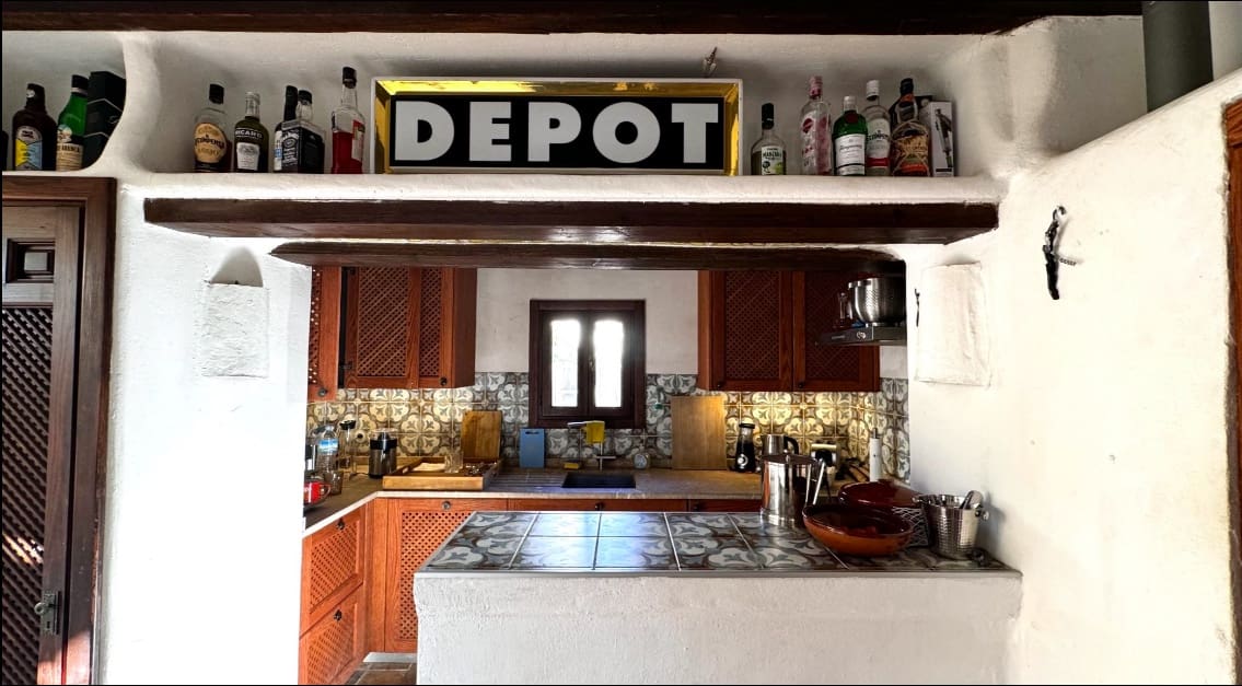 6 soveværelse Finca/Landehus til salg i Andratx med swimmingpool garage - € 1.500.000 (Ref: 9057046)