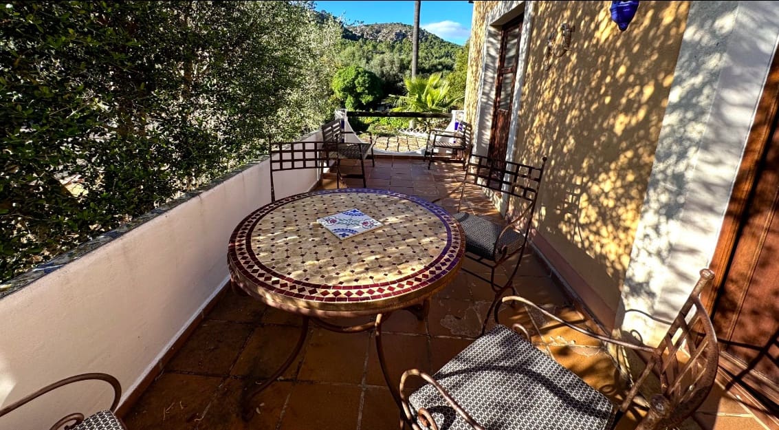 6 soveværelse Finca/Landehus til salg i Andratx med swimmingpool garage - € 1.500.000 (Ref: 9057046)