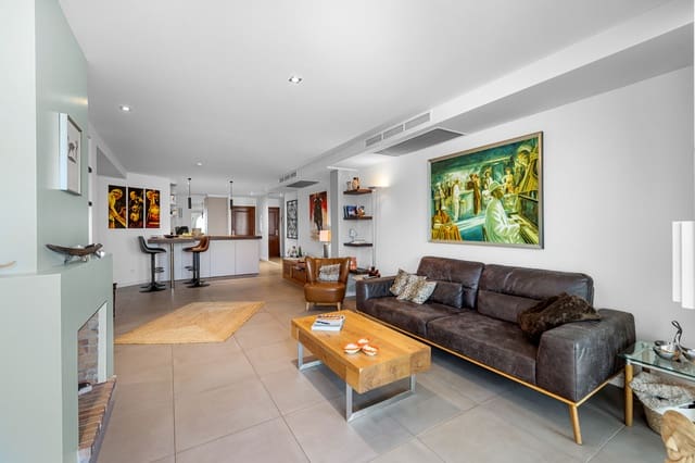 3 bedroom Penthouse for sale in Bendinat, Calvià with pool garage - € 2,350,000 (Ref: 9425426)