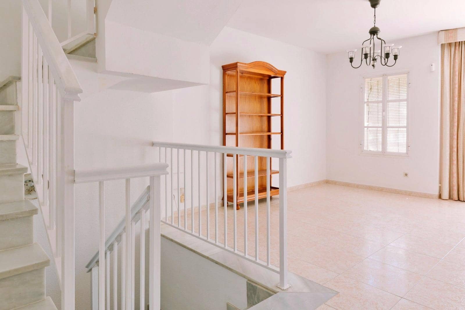 4 Zimmer Reihenhaus zu verkaufen in Velez-Malaga mit Pool - 480.000 € (Ref: 10000219)