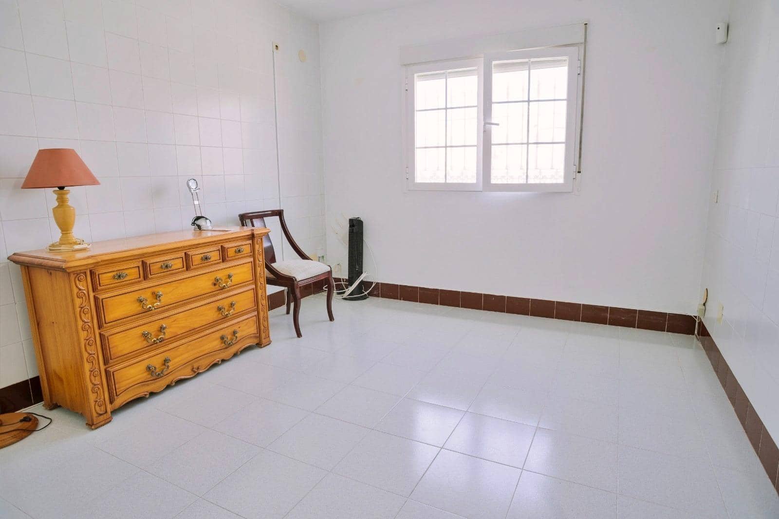 4 Zimmer Reihenhaus zu verkaufen in Velez-Malaga mit Pool - 480.000 € (Ref: 10000219)