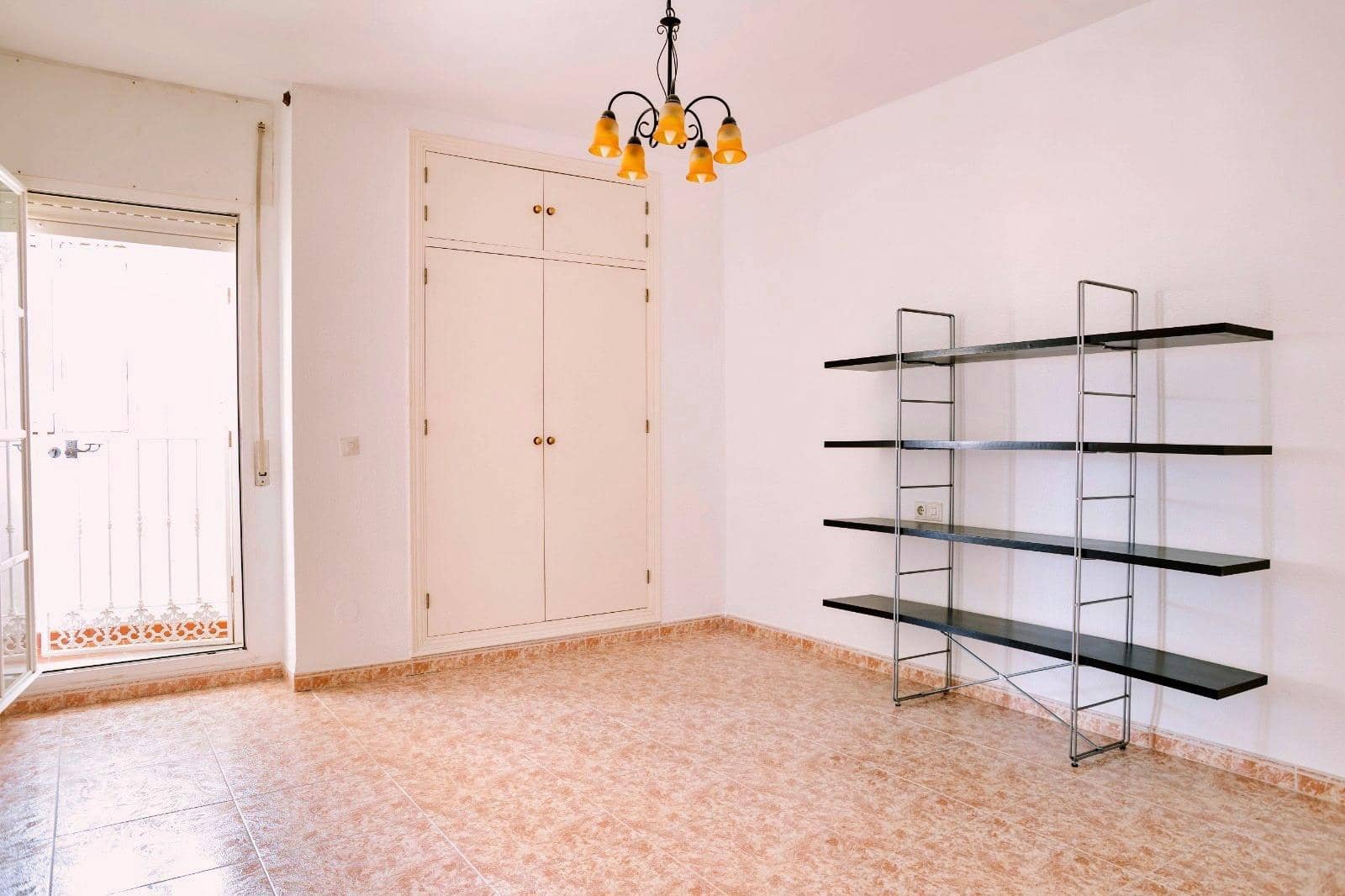 4 Zimmer Reihenhaus zu verkaufen in Velez-Malaga mit Pool - 480.000 € (Ref: 10000219)