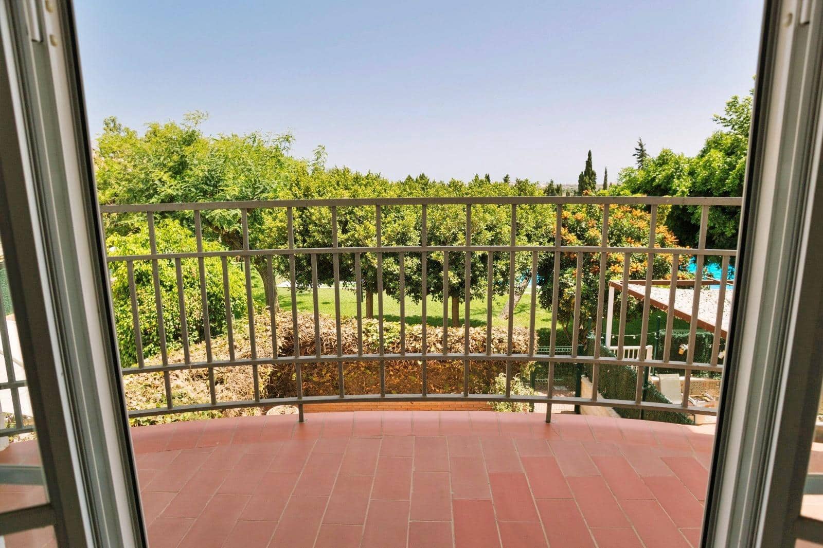 4 Zimmer Reihenhaus zu verkaufen in Velez-Malaga mit Pool - 480.000 € (Ref: 10000219)