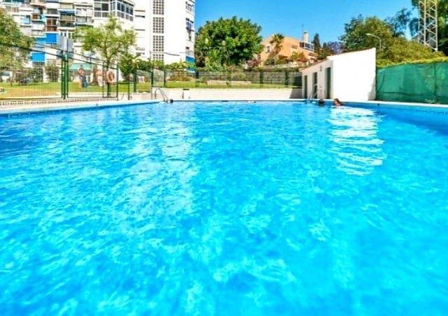 1 makuuhuone Huoneisto myytävänä paikassa La Cala del Moral, Rincón de la Victoria mukana uima-altaan - 170 000 € (Ref: 10018973)