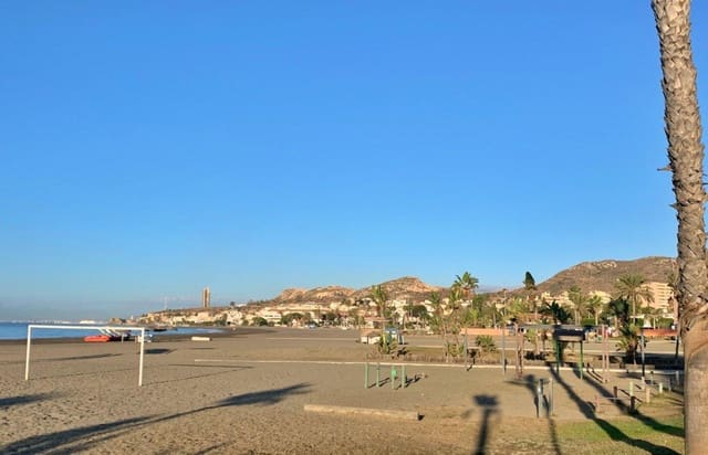 1 makuuhuone Huoneisto myytävänä paikassa La Cala del Moral, Rincón de la Victoria mukana uima-altaan - 170 000 € (Ref: 10018973)