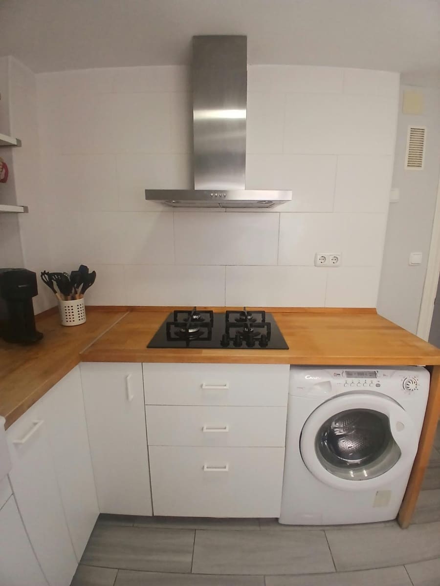 2 sovrum Lägenhet att hyra i Malaga stad med garage - 1 200 € (Ref: 10027439)