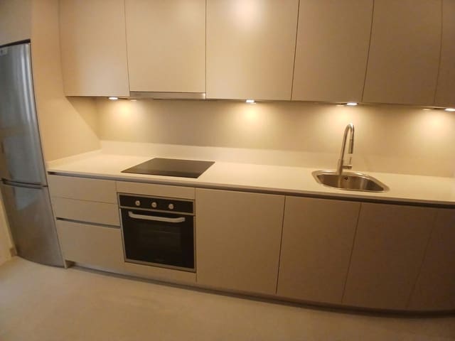 3 Zimmer Wohnung zu vermieten in Málaga Stadt mit Garage - 1.500 € (Ref: 10037547)