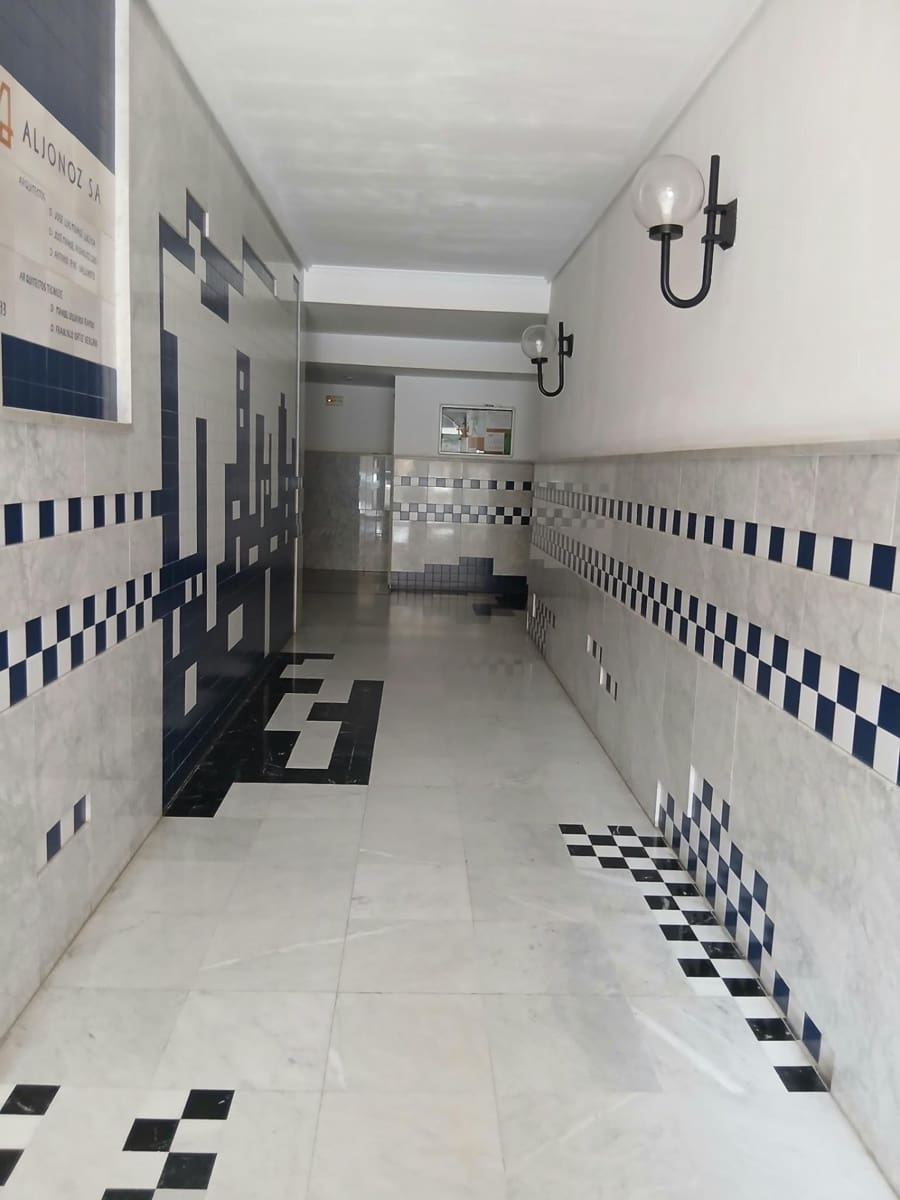 3 Zimmer Wohnung zu vermieten in Malaga Stadt mit Garage - 1.500 € (Ref: 10037547)