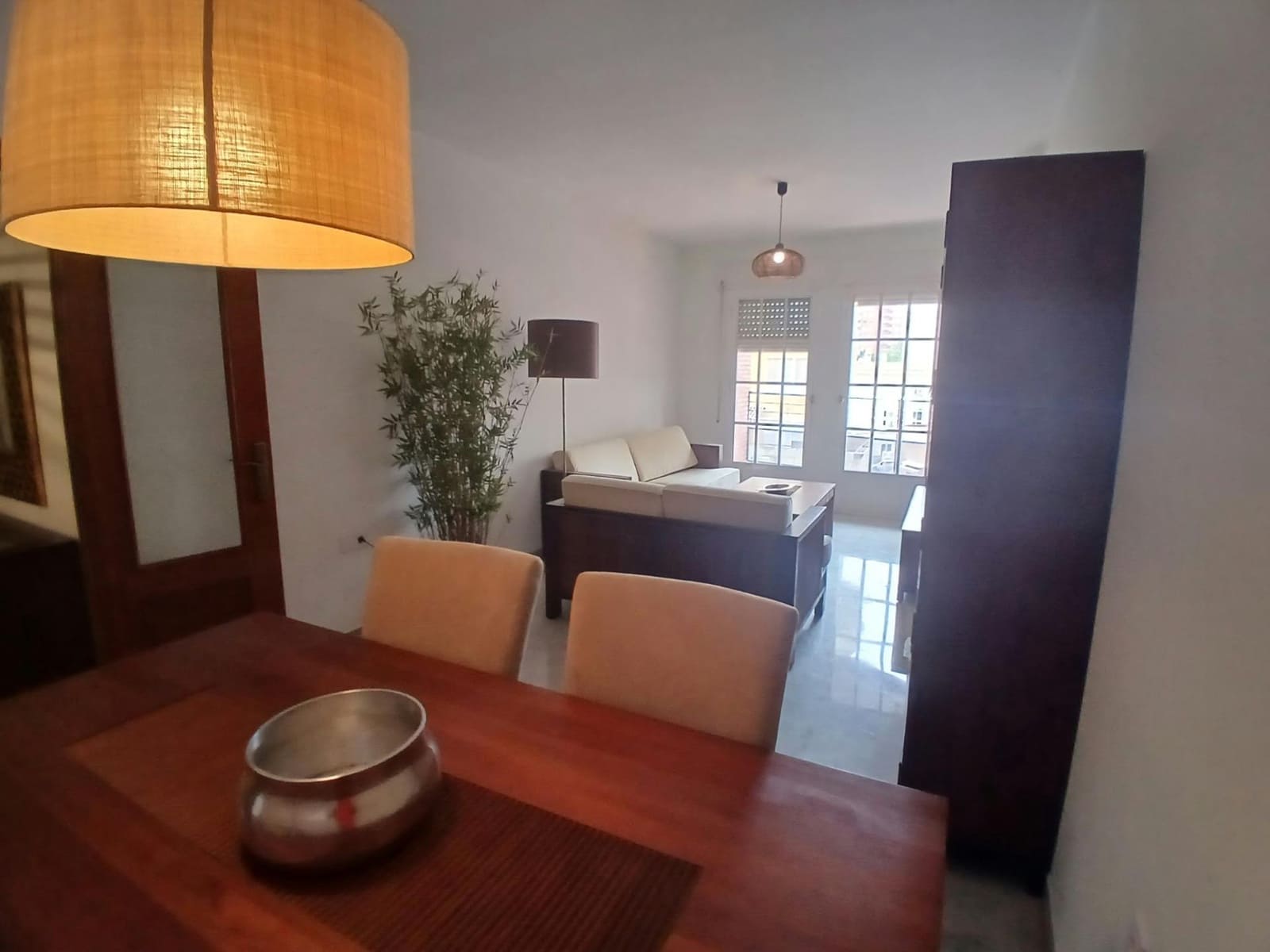 3 Zimmer Wohnung zu vermieten in Malaga Stadt mit Garage - 1.500 € (Ref: 10037547)