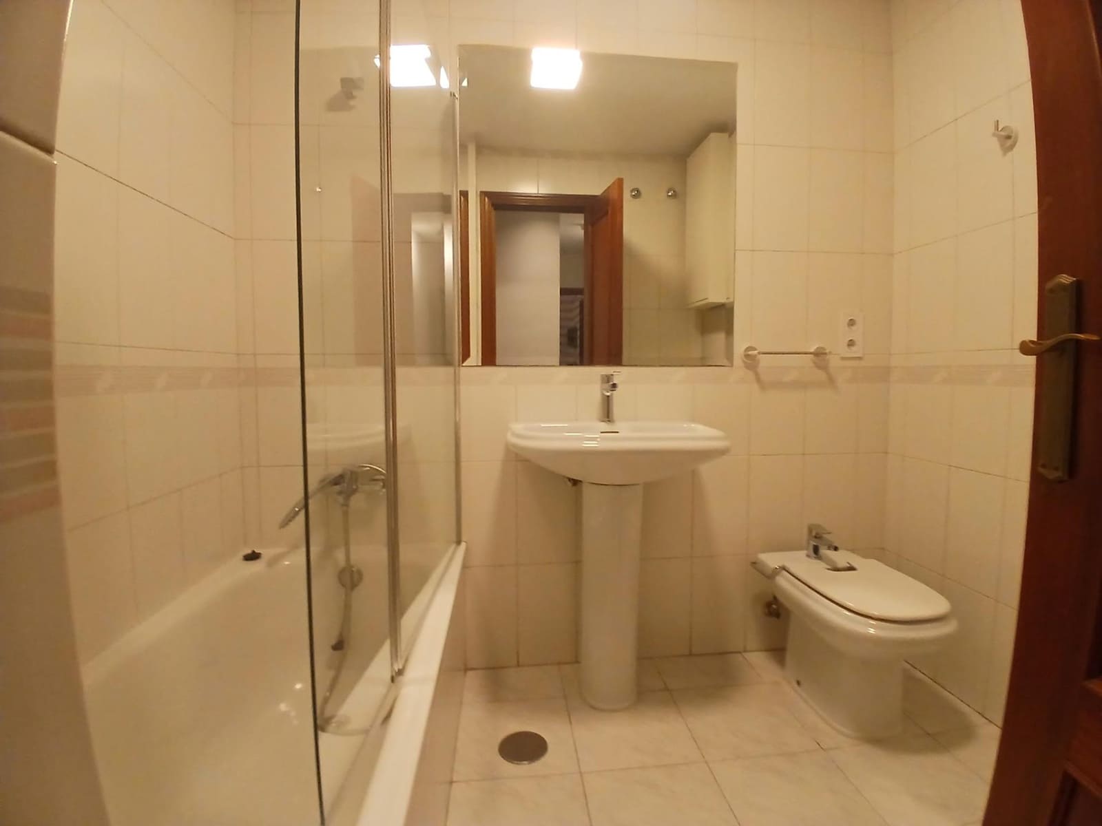 3 Zimmer Wohnung zu vermieten in Malaga Stadt mit Garage - 1.500 € (Ref: 10037547)