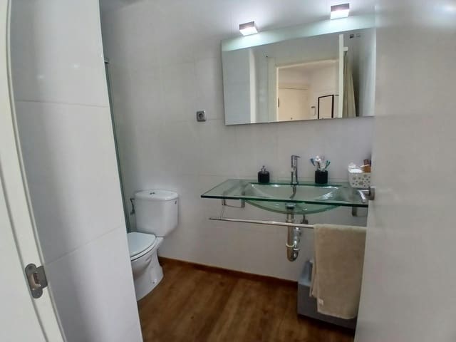 Piso de 2 habitaciones en La Victoria, Málaga ciudad en alquiler - 1.200 € (Ref: 10045001)