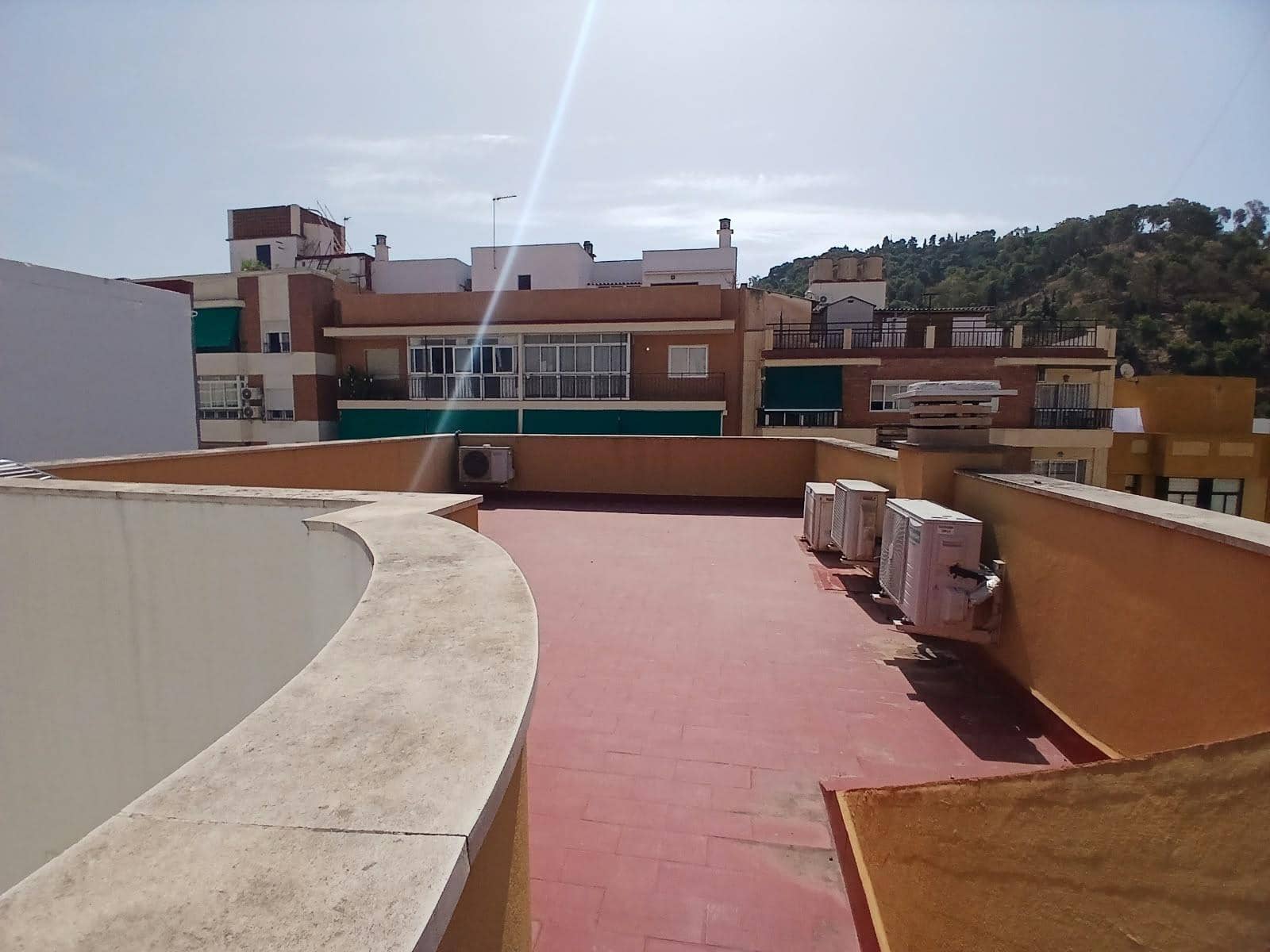 Piso de 2 habitaciones en Málaga ciudad en alquiler - 1.200 € (Ref: 10045001)