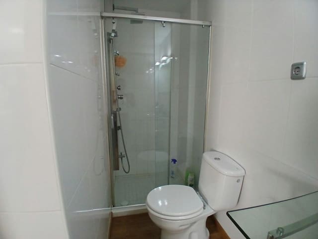Piso de 2 habitaciones en La Victoria, Málaga ciudad en alquiler - 1.200 € (Ref: 10045001)