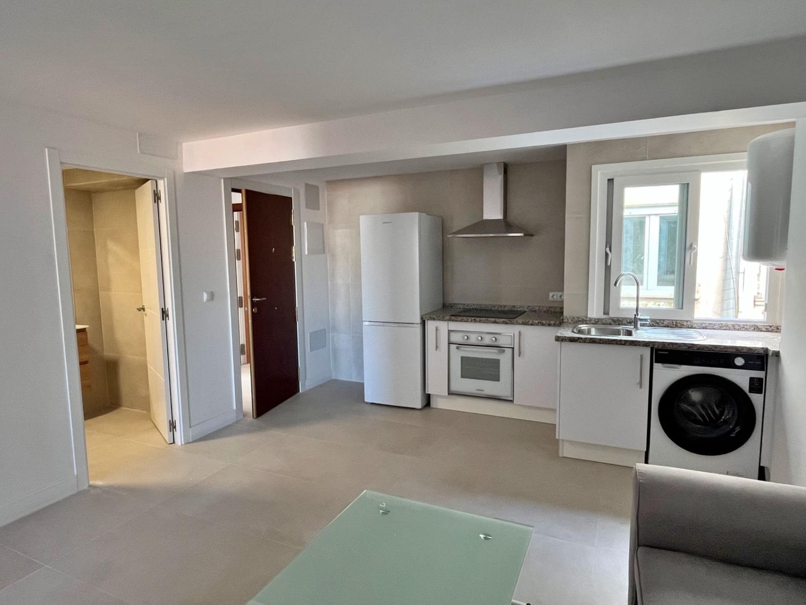 2 bedroom Flat for rent in Malaga city - € 1,400 (Ref: 10055478)