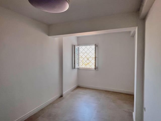 2 quarto Apartamento para arrendar em Málaga cidade - 1 400 € (Ref: 10055478)