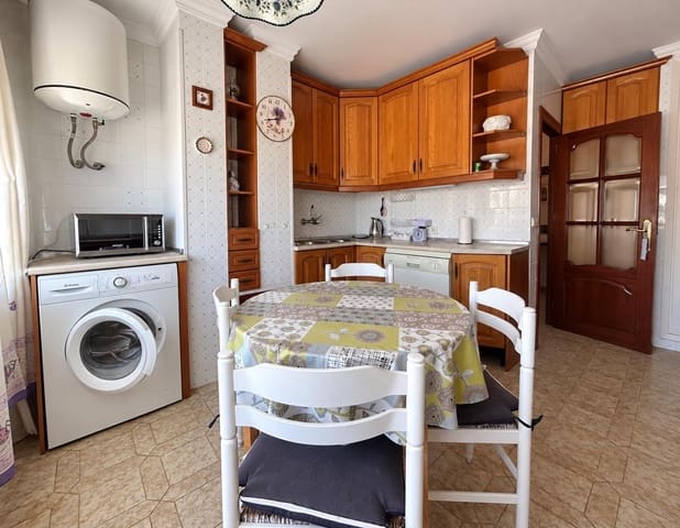 3 sovrum Lägenhet till salu i El Palo, Málaga stad med garage - 550 000 € (Ref: 10055479)