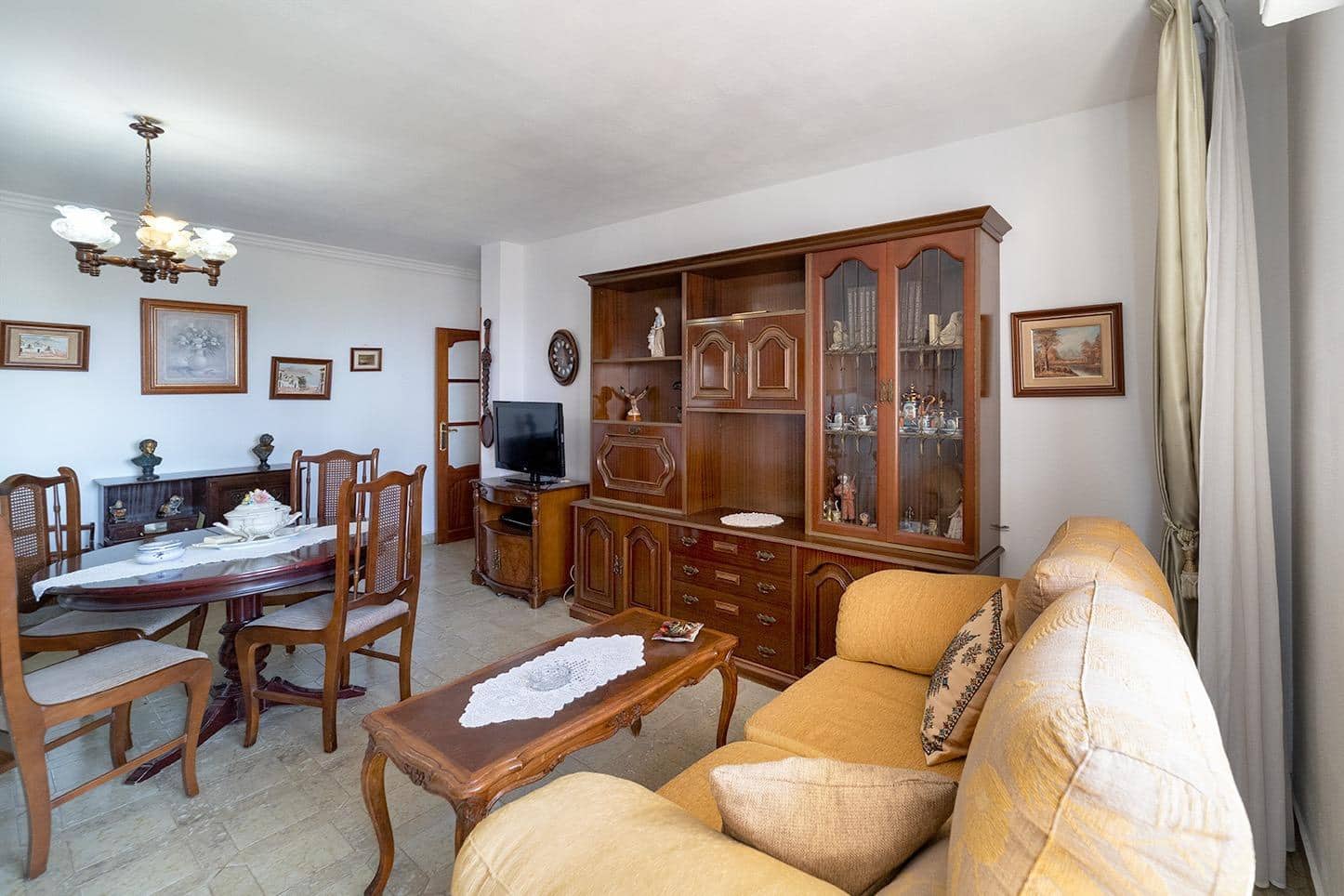 3 bedroom Flat for sale in Malaga city with garage - € 545,000 (Ref: 10055479)
