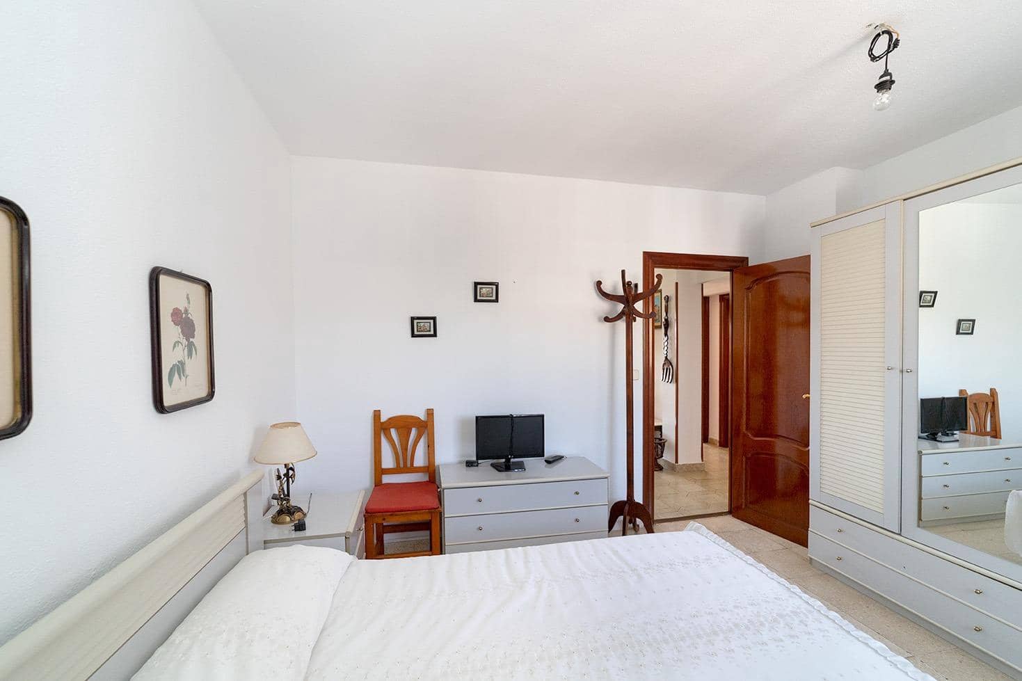 3 bedroom Flat for sale in Malaga city with garage - € 545,000 (Ref: 10055479)