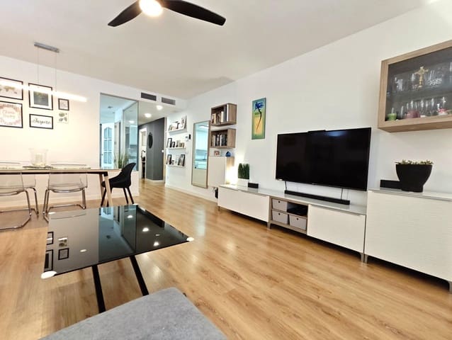 4 bedroom Flat for sale in Málaga city with garage - € 499,900 (Ref: 10078267)