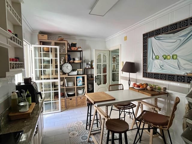 5 slaapkamer Huis te koop in Málaga stad met zwembad - € 520.000 (Ref: 10102533)