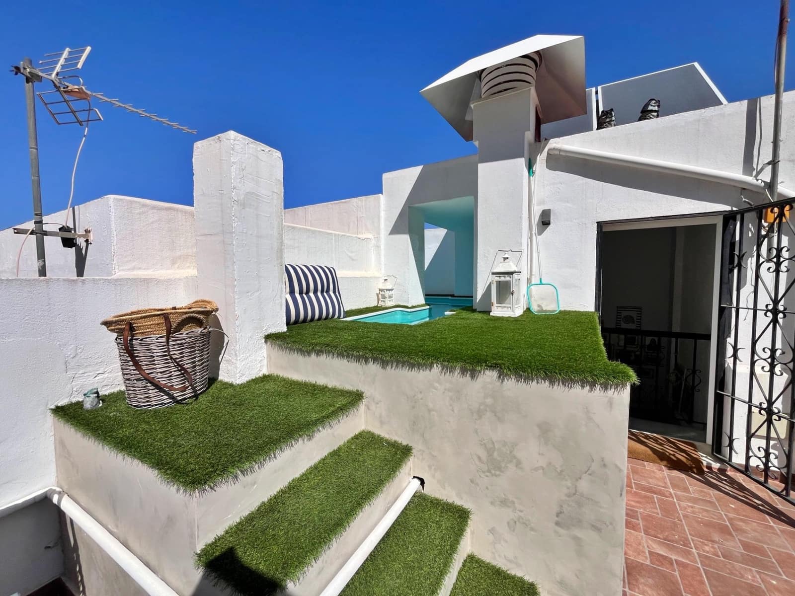 5 soveværelse Byhus til salg i Malaga by med swimmingpool - € 520.000 (Ref: 10102533)
