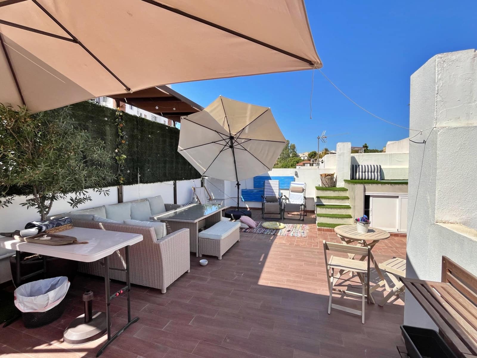 5 soveværelse Byhus til salg i Malaga by med swimmingpool - € 520.000 (Ref: 10102533)