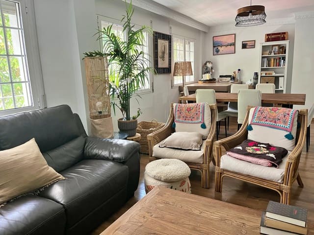 5 slaapkamer Huis te koop in Málaga stad met zwembad - € 520.000 (Ref: 10102533)