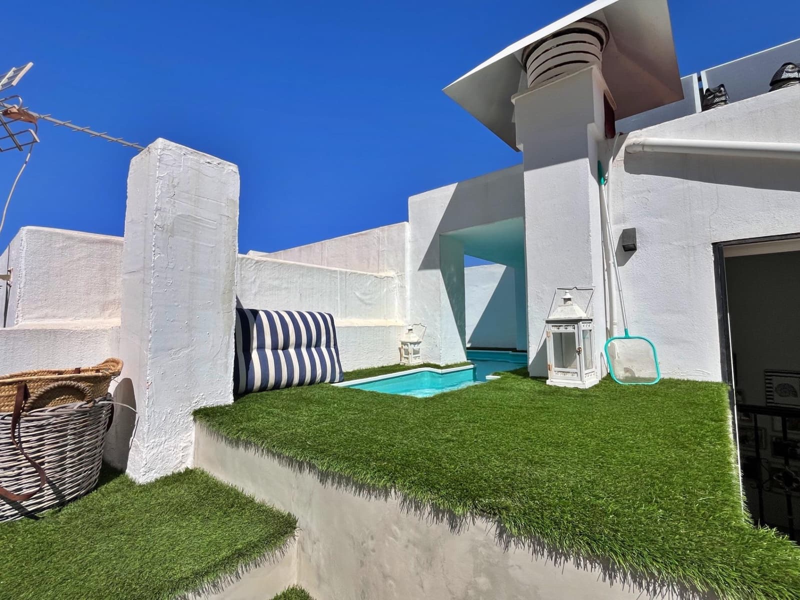 5 soveværelse Byhus til salg i Malaga by med swimmingpool - € 520.000 (Ref: 10102533)