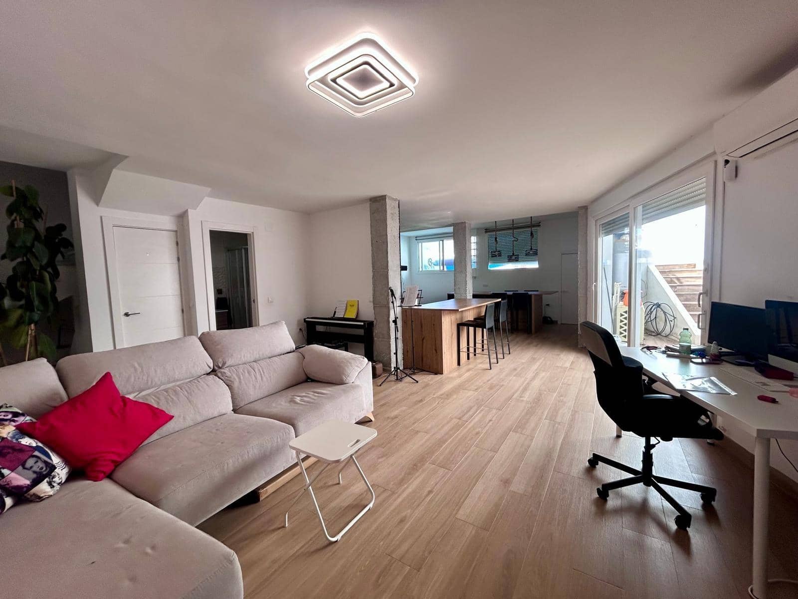 3 soveværelse Rækkehus til salg i Malaga by med swimmingpool garage - € 880.000 (Ref: 10177373)