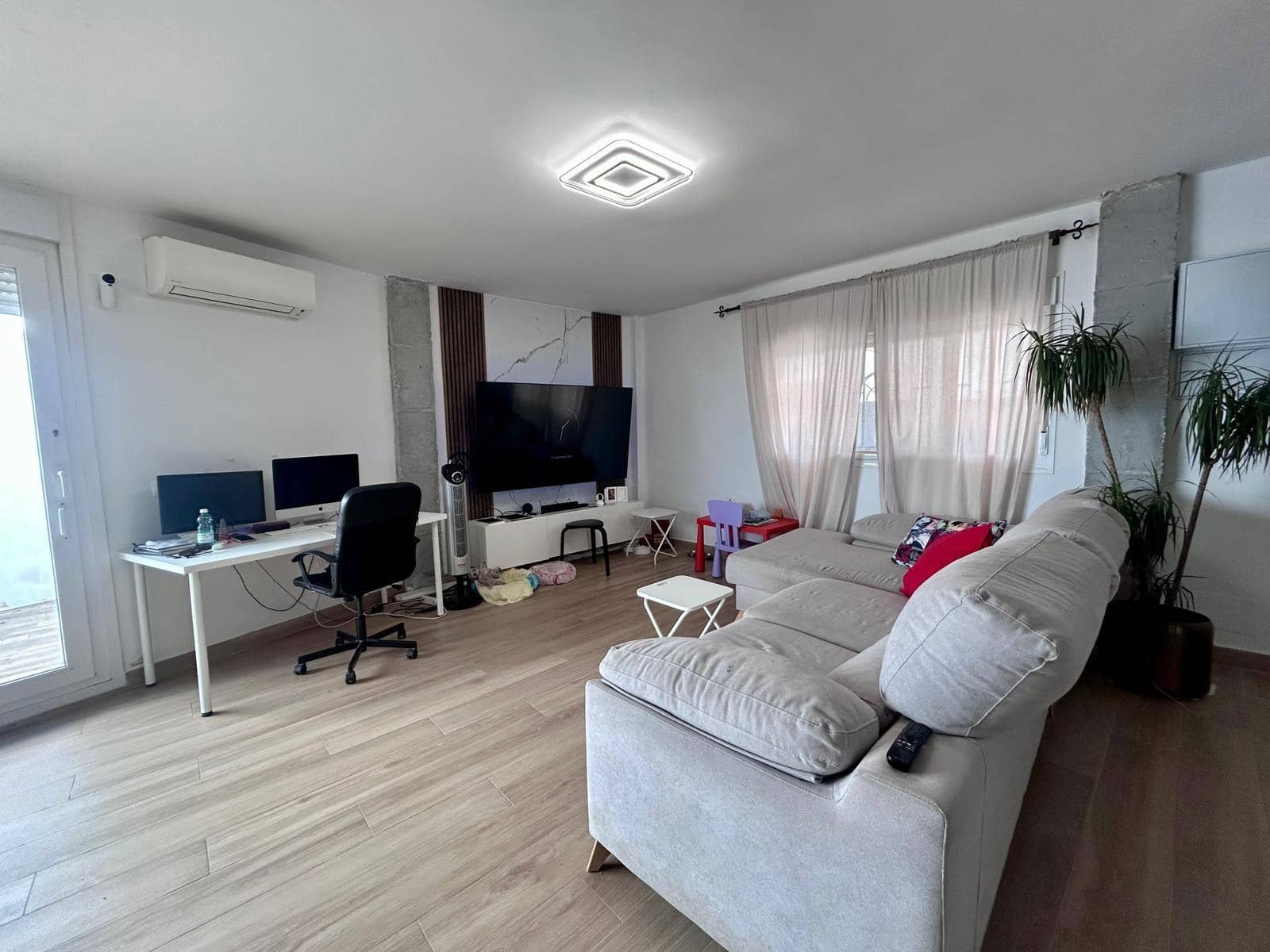 3 soveværelse Rækkehus til salg i Malaga by med swimmingpool garage - € 880.000 (Ref: 10177373)