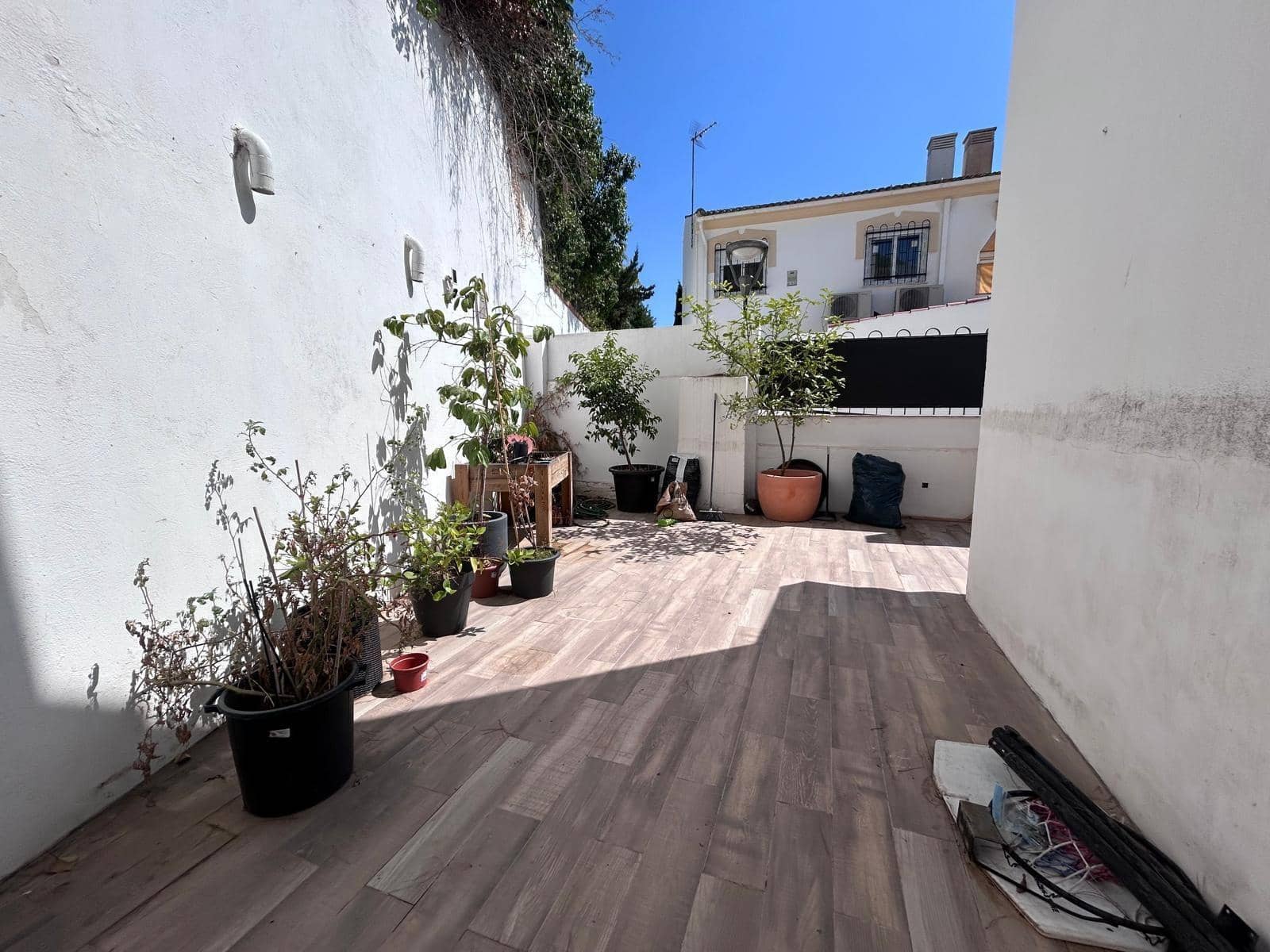 3 soveværelse Rækkehus til salg i Malaga by med swimmingpool garage - € 880.000 (Ref: 10177373)