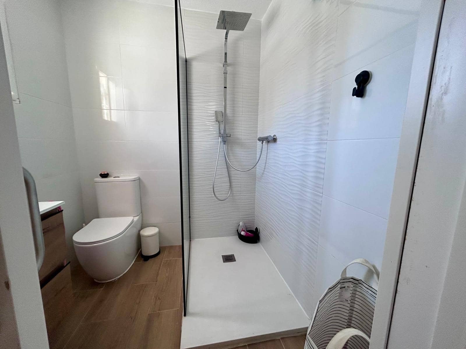 3 soveværelse Rækkehus til salg i Malaga by med swimmingpool garage - € 880.000 (Ref: 10177373)