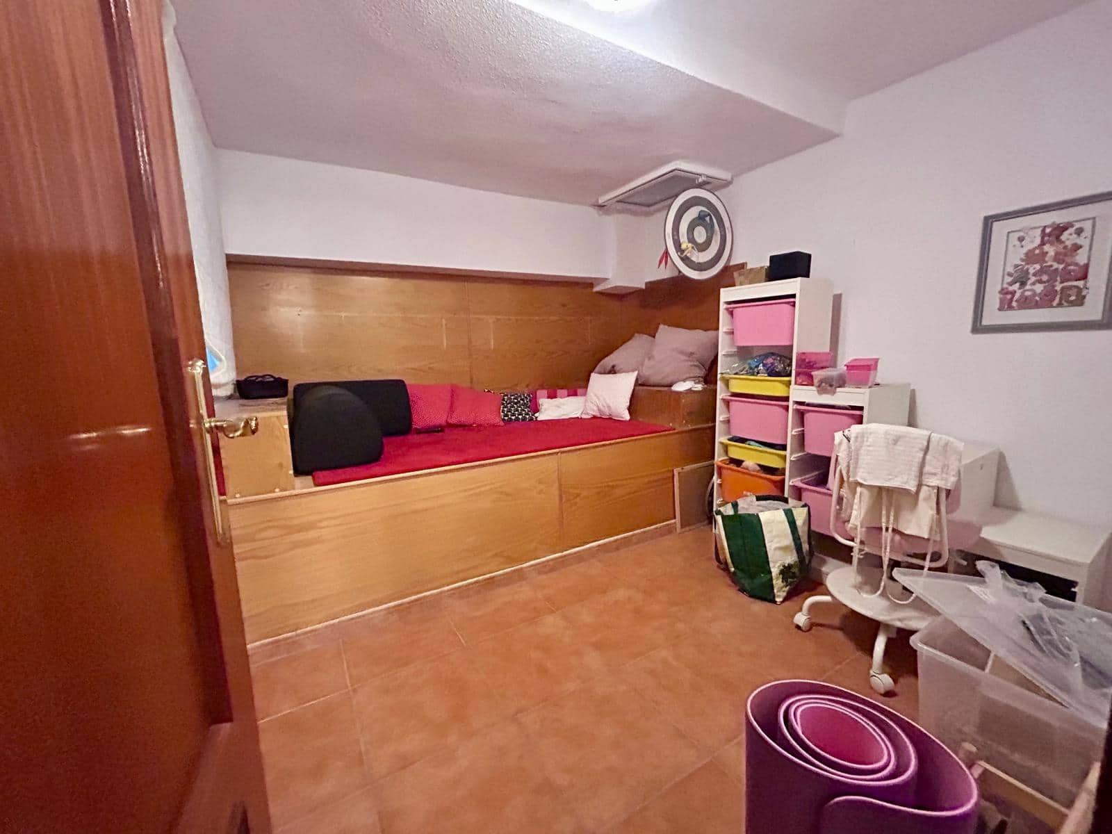 3 soveværelse Rækkehus til salg i Malaga by med swimmingpool garage - € 880.000 (Ref: 10177373)